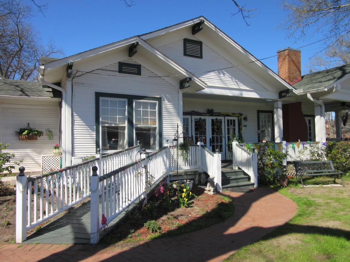 The Carriage House Bed & Breakfast Jefferson Exterior photo